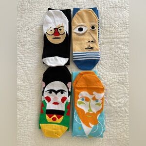 NIB fun Socks for artists or for those who love artists! 4 new pairs.